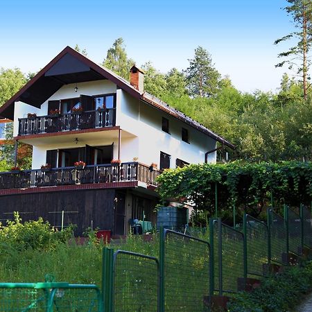Merak Holiday Home Високо Екстериор снимка
