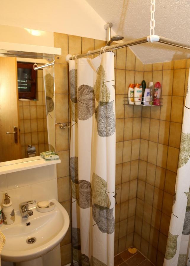 Merak Holiday Home Високо Екстериор снимка