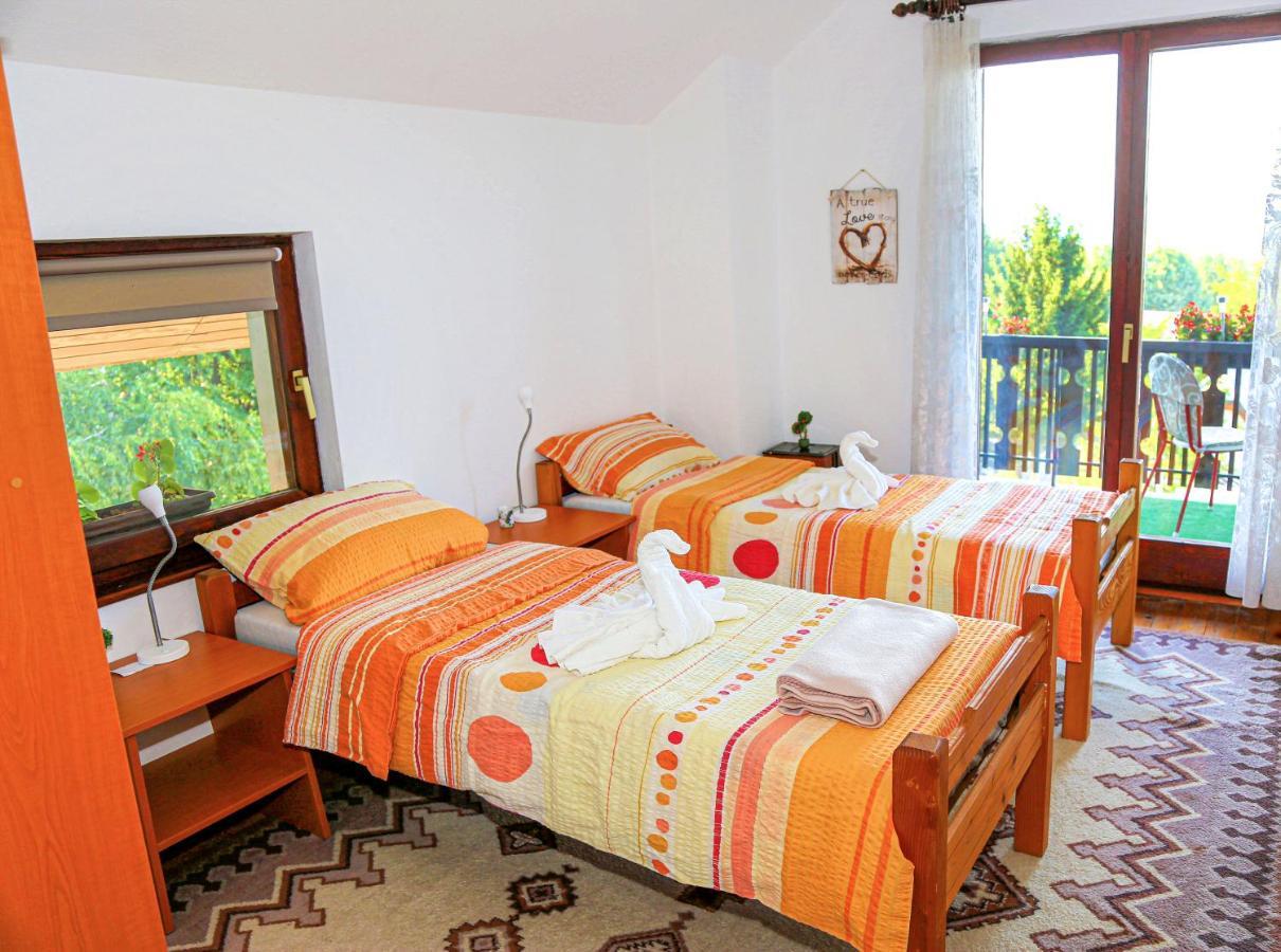 Merak Holiday Home Високо Екстериор снимка